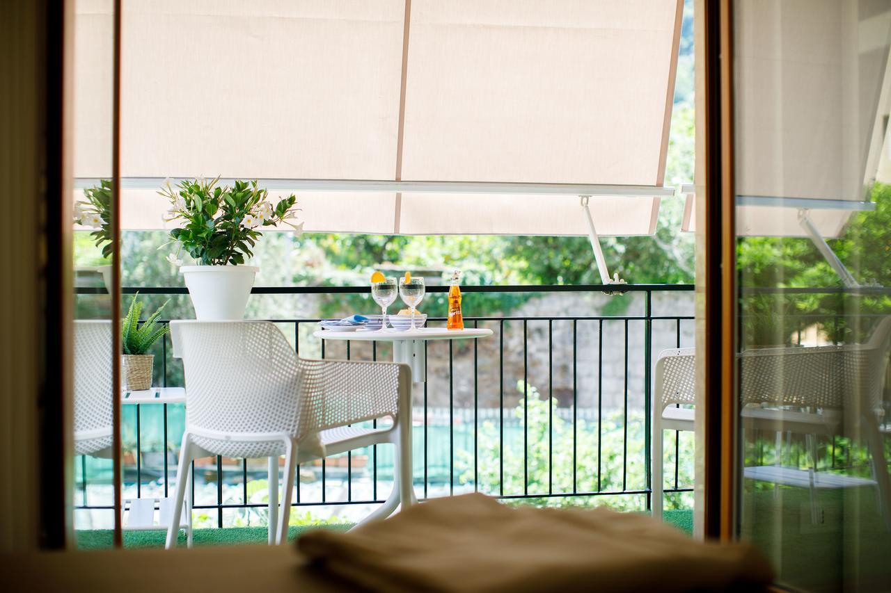 Melrose Sorrento Hotel Bagian luar foto